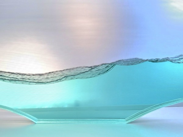 積層ガラスオブジェ